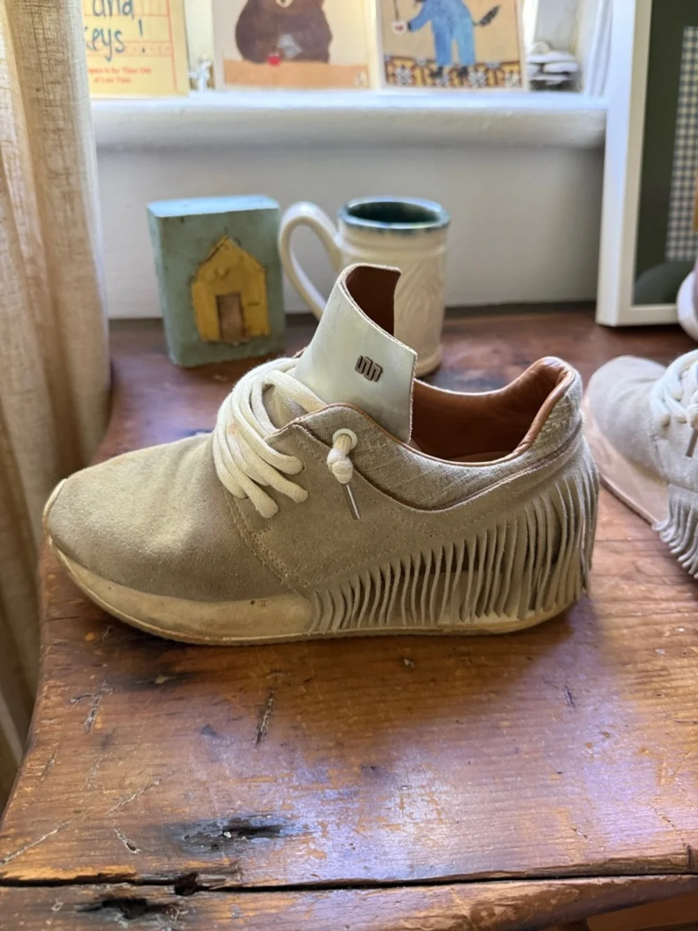 Grey Esse ut Esse Sneakers - Picture 5 of 6